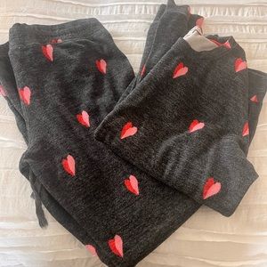 PJ Salvage pajama set! Darling hearts on grey background Sized S